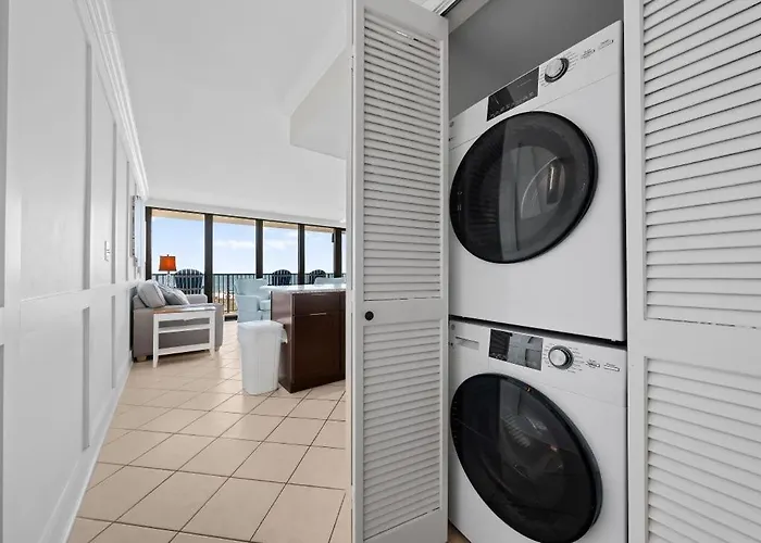 Island Winds West 280 By Youngs Suncoast Apartment *