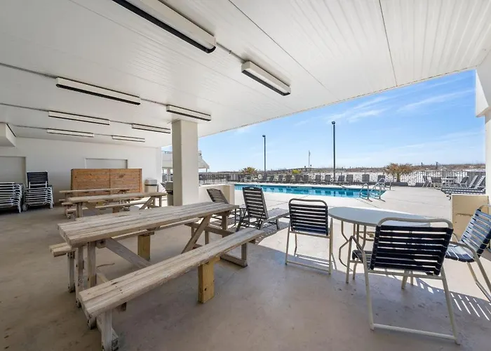 Island Winds West 280 By Youngs Suncoast Apartment